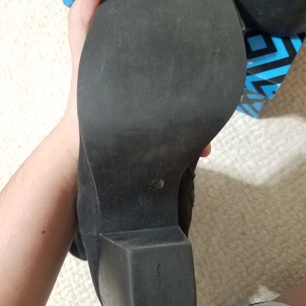 Boots - Picture 5 of 7
